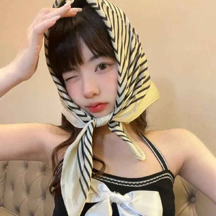 爱在惊涛骇浪时封面